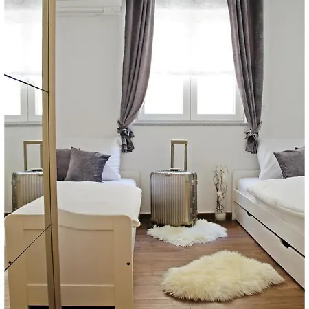 Lado Apartman Trogir