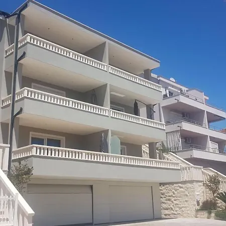Apartment Lado Trogir