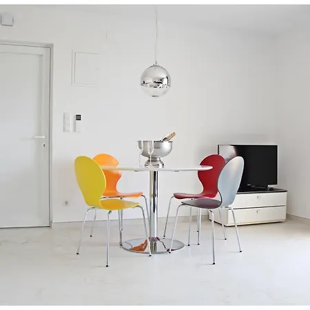 Apartment Lado *