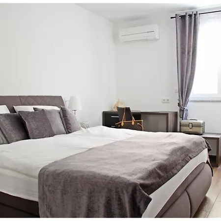Apartman Lado Trogir